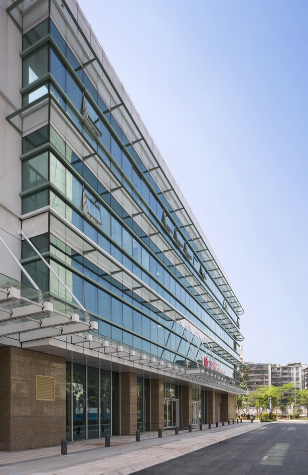 L67A1464s.jpg L67A1464s.jpg